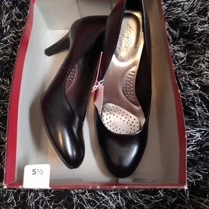 Black High Heels 51/2